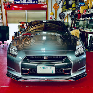 NISSAN GT-R R35