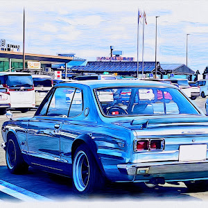 スカイライン KGC10