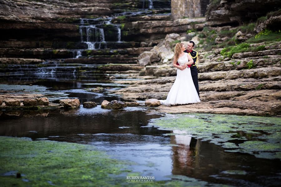 Fotografer pernikahan Rubén Santos (rubensantos). Foto tanggal 11 September 2015