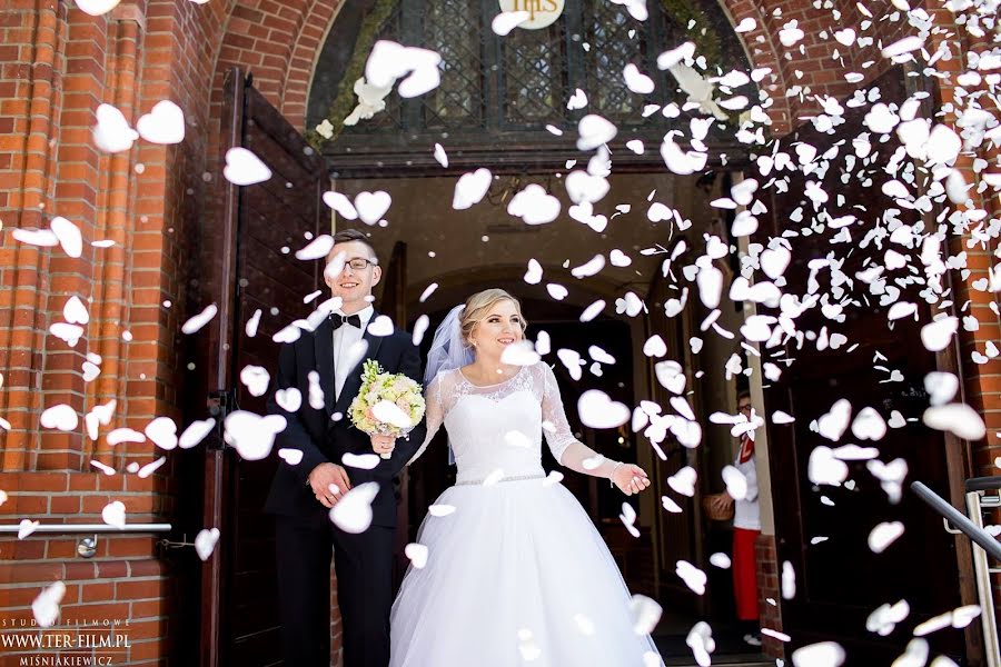 Wedding photographer Przemysław Miśniakiewicz (przemekmisniakie). Photo of 4 May 2023