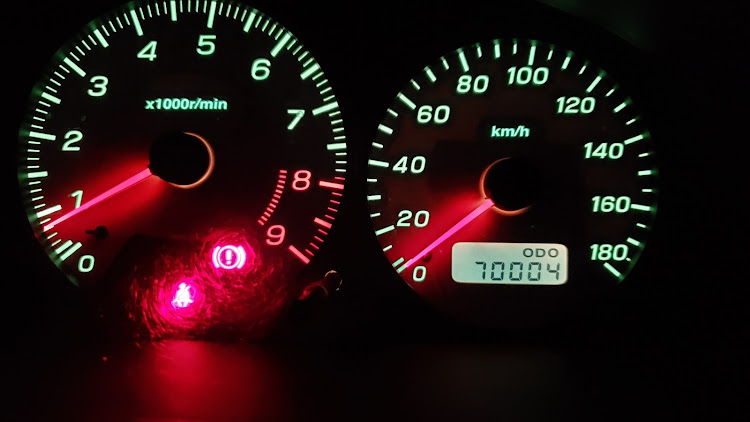 インプレッサ クーペの7万キロ突破・ボロボロぉ・鞭打ちながら走る・でも安全運転・最近煽られるなぁ～に関するカスタム事例の投稿画像1枚目