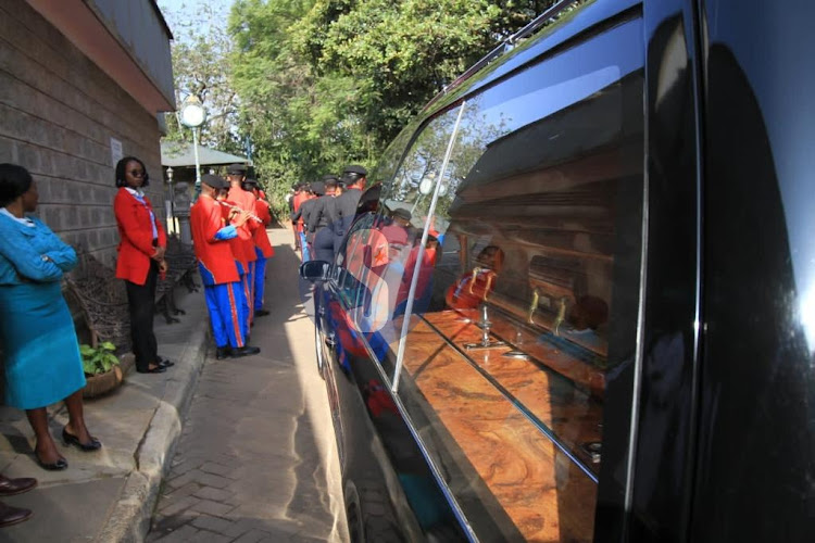 Starehe boys and Starehe Girls band performed a song while waiting for the body to leave the Lee Funeral Home on February 8, 2023