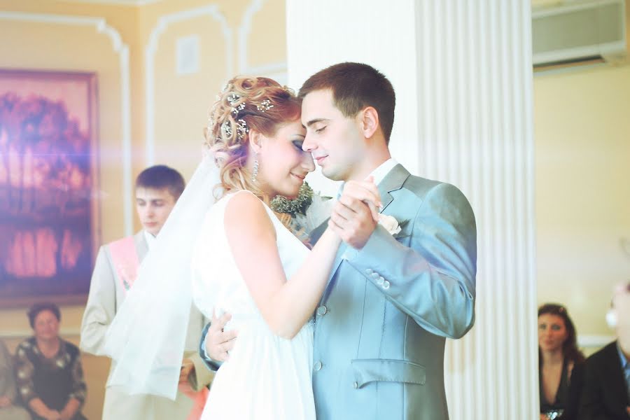 Wedding photographer Elena Dilkasheva (elenafox). Photo of 11 July 2013