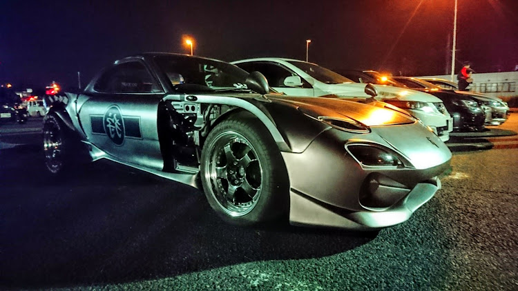 アルトワークスの針テラスMT・ガルウィング・猪肉オンリーバーベキュー(笑)・King of Street C.C・街乗り戦闘スタイルに関するカスタム事例の投稿画像3枚目