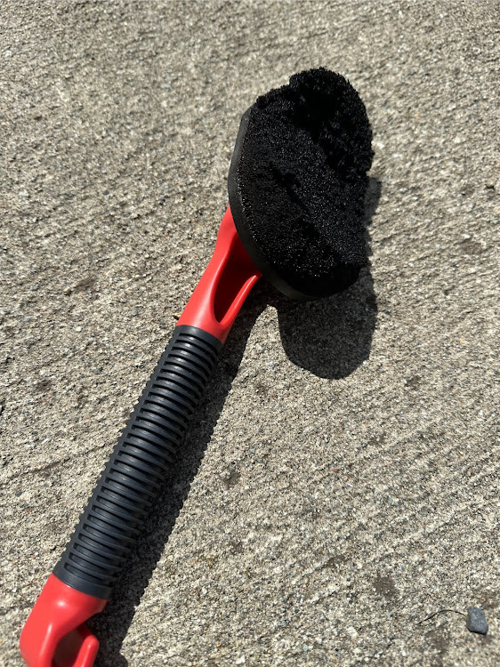 H3のハマーH3・洗車・アメ車・プジョー・タイヤワックスに関するカスタム事例の投稿画像4枚目