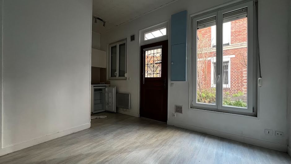 Location  appartement 1 pièce 15.68 m² à Pantin (93500), 497 €