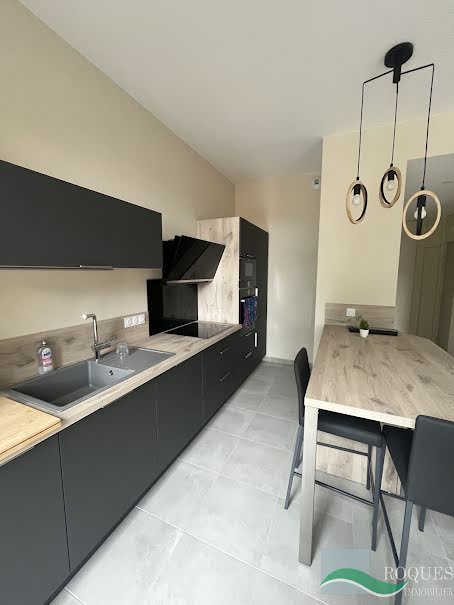 Location meublée appartement 2 pièces 40.8 m² à Millau (12100), 630 €