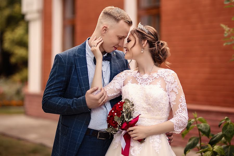 Fotógrafo de casamento Marina Demchenko (demchenko). Foto de 23 de agosto 2021