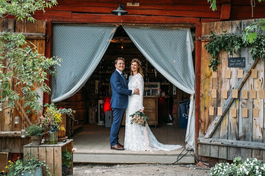 Photographe de mariage Anette Bruzan (bruzan). Photo du 13 mars 2019