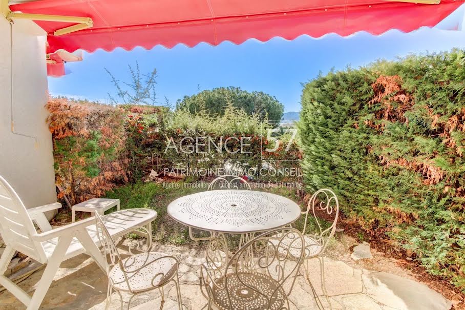 Vente appartement 1 pièce 26.05 m² à Cannes la bocca (06150), 182 000 €