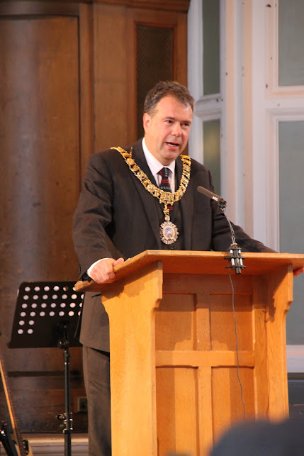 The Lord Provost of Edinburgh Giving an Encouraging Speech