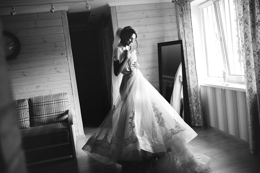 Wedding photographer Olga Lysenko (olviya). Photo of 9 February 2018