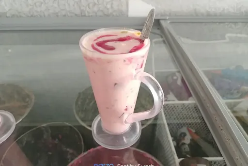 Strawberry Falooda