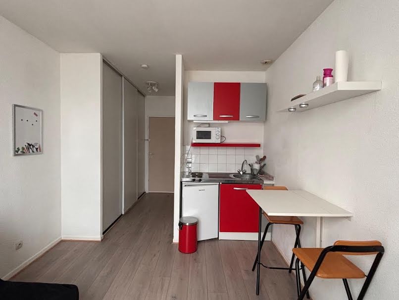 Location meublée appartement 1 pièce 19 m² à Reims (51100), 450 €