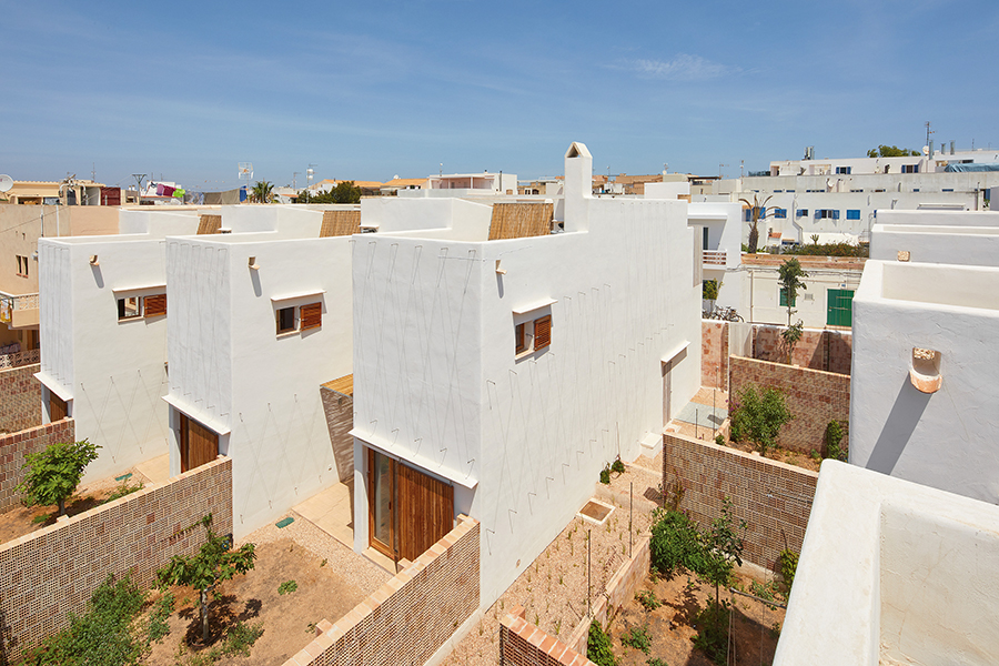 Casas em Formentera usam "alga" como isolamento térmico