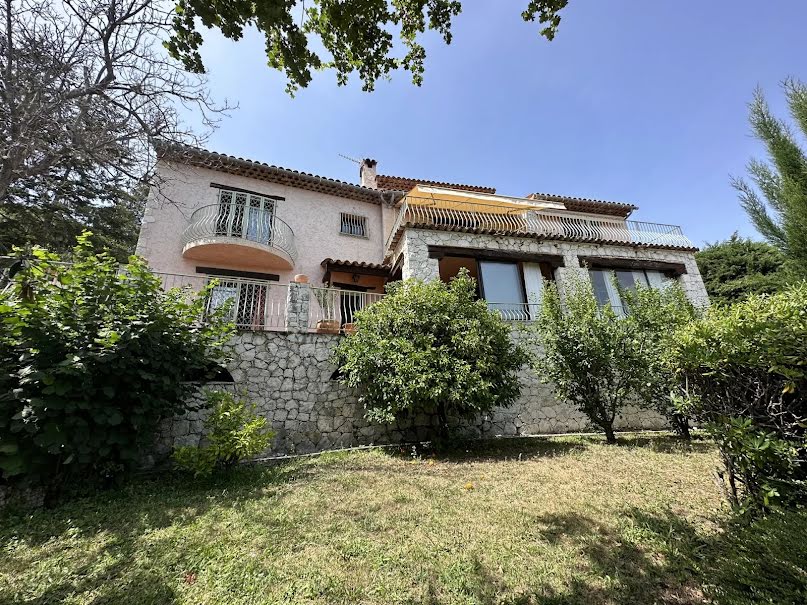 Vente villa 7 pièces 692.21 m² à Tourrettes-sur-Loup (06140), 1 500 000 €