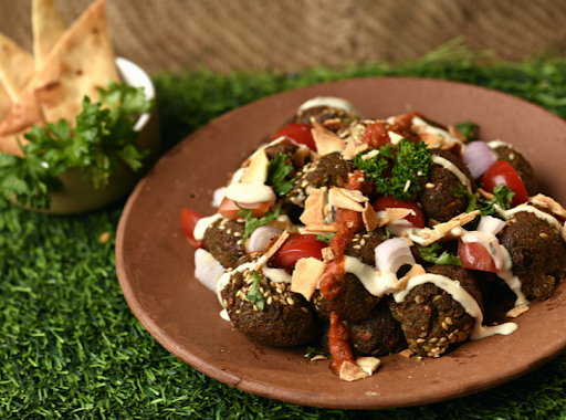 Falafel Chaat | Serves 1