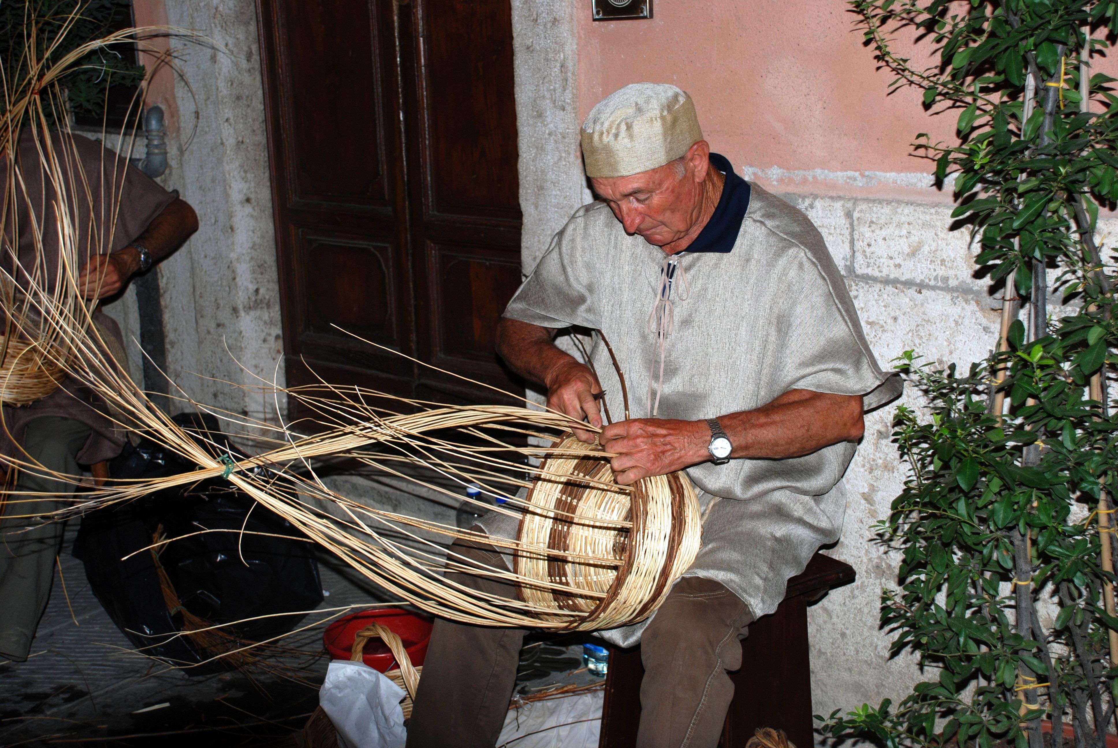 L'artigiano di MORENO ANTOGNOLI