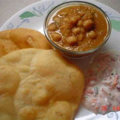 Poori Chole