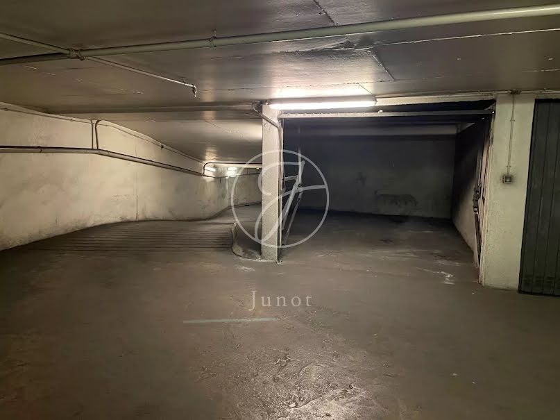 Vente parking   à Paris 10ème (75010), 35 000 €