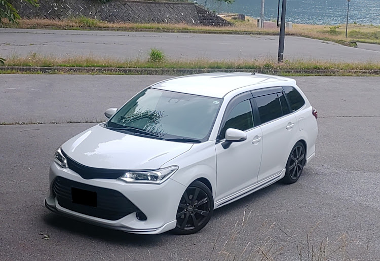 カローラフィールダーの上から愛車・最近色々ありすぎる・７月もよろしくお願いいたします・暑すぎてダルい・タイヤ買わんとに関するカスタム事例の投稿画像3枚目