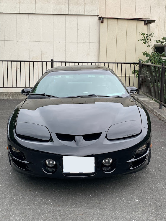 ファイヤーバードの愛車の表情・リトラクタブル・ヘッドライト・GM・ファイヤーバード　トランザム・辰巳第一PAに関するカスタム事例の投稿画像4枚目