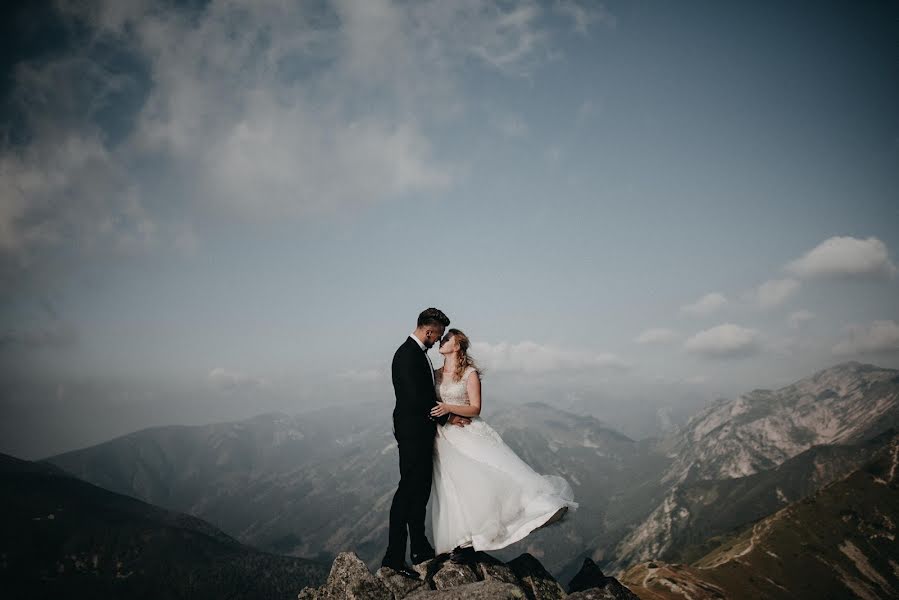 Fotografo di matrimoni Łukasz Nodzyński (tatrafoto). Foto del 21 gennaio 2019