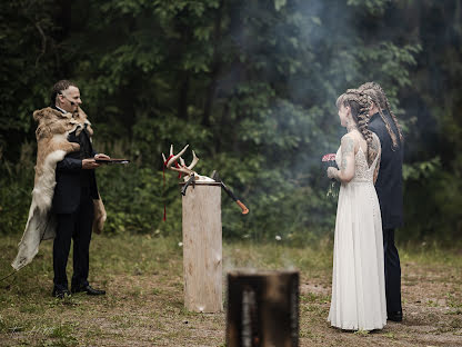 Fotograf ślubny Timo Hölttä (timoholtta). Zdjęcie z 1 sierpnia 2022