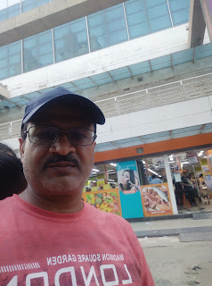 Ramesh Kumar at Spencer's, Ashok Vihar Phase 3,  photos