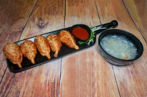 Fish Kurkure Momos With House Momos Chilli Dip And Mayonnaise Dip