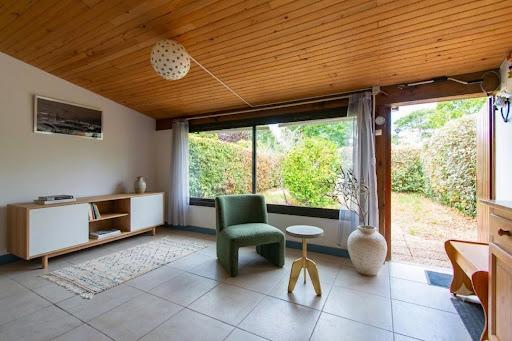 Villa with terrace 2