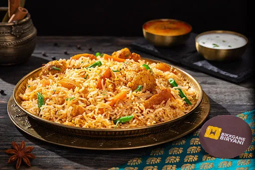 Veg Dum Hyderabadi Biryani