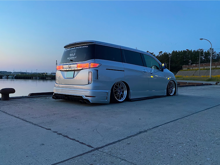 エルグランドの不正改造車取締月間・帰社後の習慣・バスケ・カメ活・エアサス車に関するカスタム事例の投稿画像3枚目