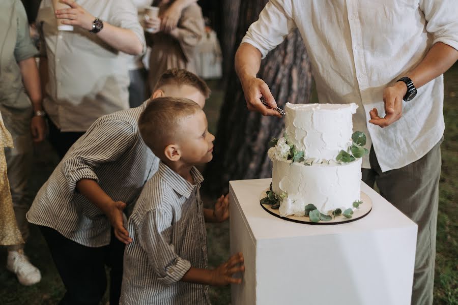 Fotógrafo de casamento Polina Pomogaybina (pomogaybina). Foto de 4 de agosto 2023