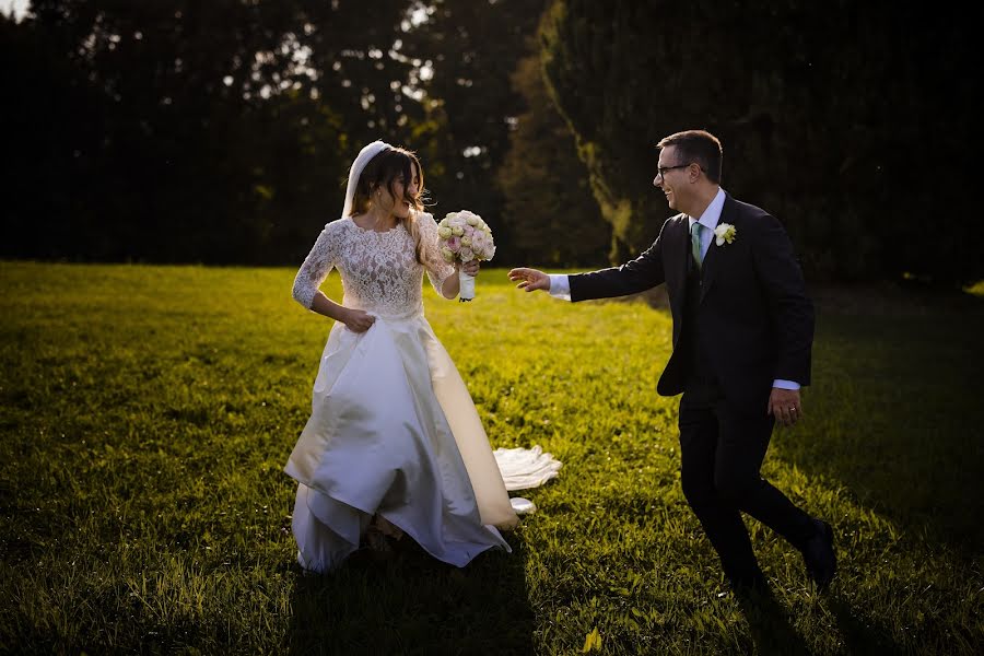 Fotógrafo de casamento Eugenio Luti (luti). Foto de 22 de outubro 2020