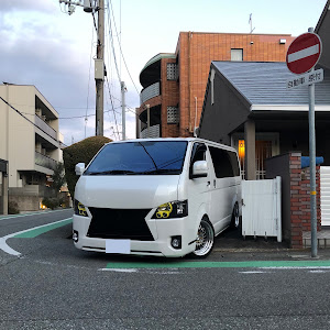 ハイエースバン GDH201V