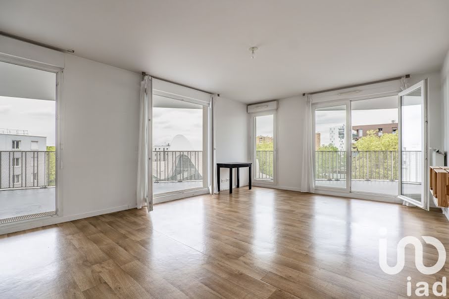 Location  appartement 4 pièces 81 m² à Pantin (93500), 1 795 €