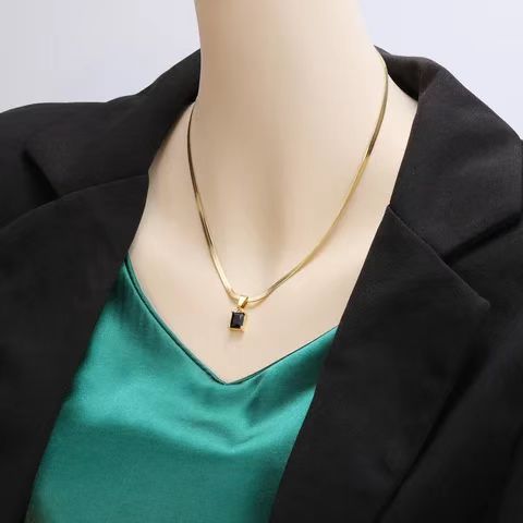 Title 1, European and American High-Grade Gem Pendant Cl...
