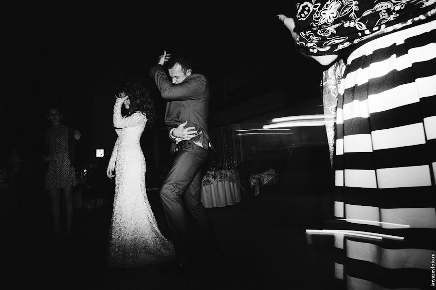 結婚式の写真家Yakov Knyazev (jaknz)。2016 11月12日の写真