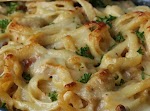 Chicken Fettuccine Bake was pinched from <a href="http://www.adashofsanity.com/2013/11/chicken-fettuccine-bake/" target="_blank">www.adashofsanity.com.</a>