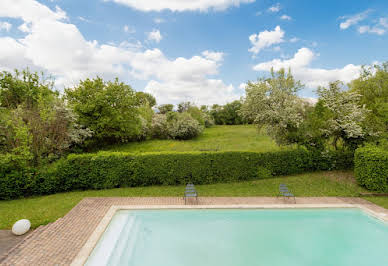 House with pool and terrace 5