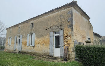 maison à Mirambeau (17)