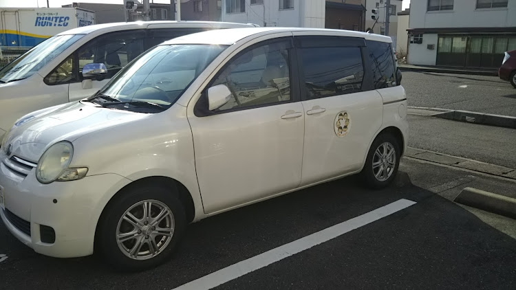 旧美容師(介護士)のみたむーさんが投稿した送迎車・美車・シエンタ・洗車に関するカスタム事例の投稿画像2枚目