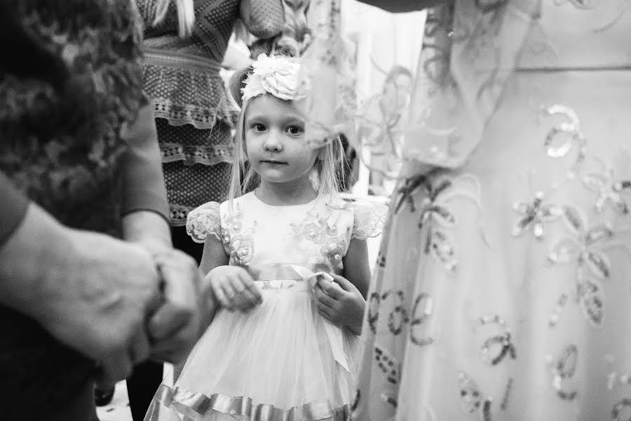 Fotógrafo de casamento Aleksandra Krasnozhen (alexkrasnozhen). Foto de 23 de janeiro 2019