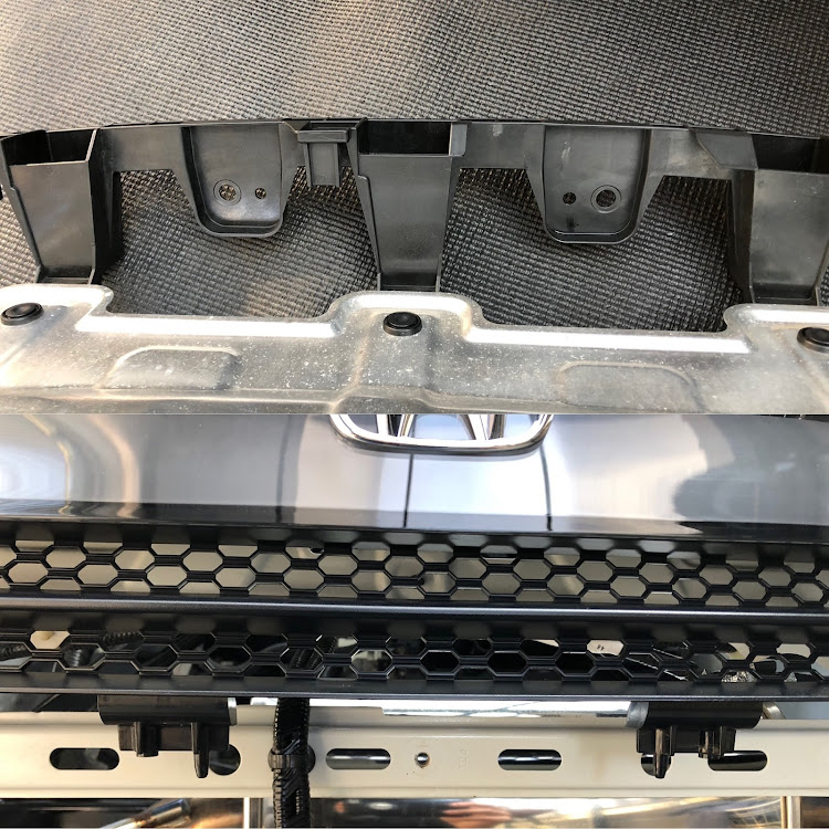 S660のDIY・バンパー外し・リアパネル交換・リアパネルLED不調・S660に関するカスタム事例の投稿画像15枚目