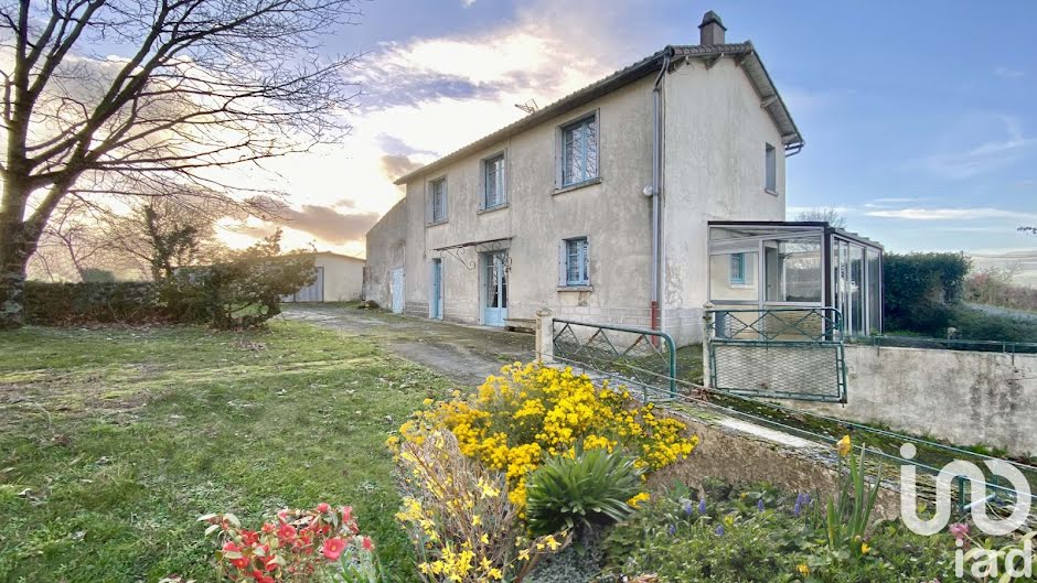 Vente maison 5 pièces 110 m² à Puy-de-Serre (85240), 95 500 €