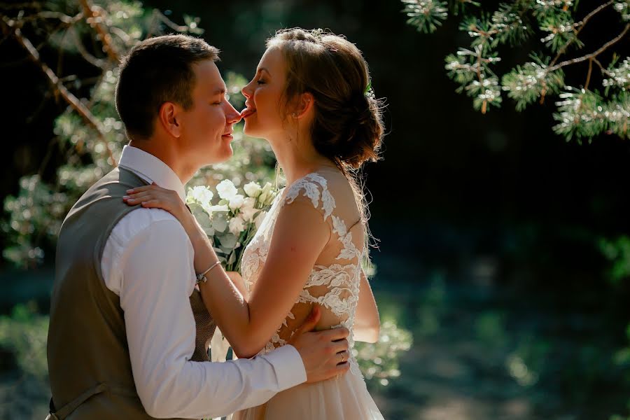 Fotografo di matrimoni Aleksandr Sharov (sanyasharov). Foto del 3 dicembre 2018