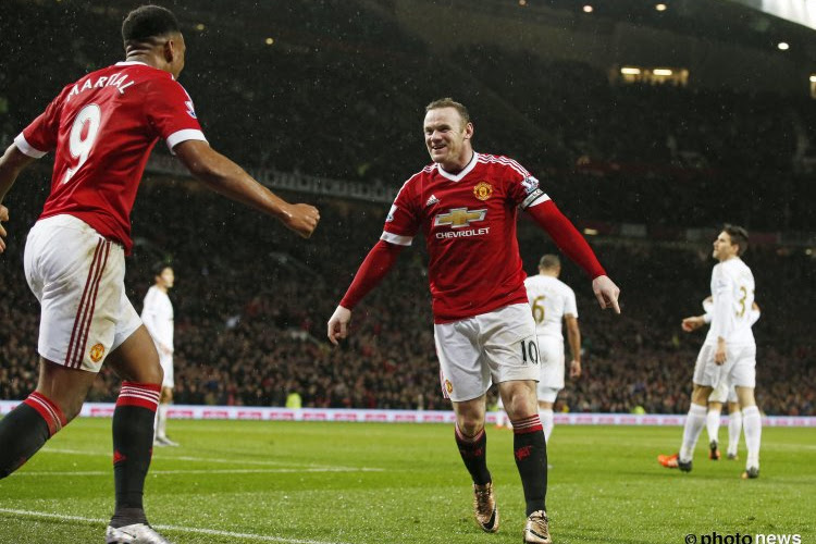 VIDEO: Kritiek? Rooney antwoordt met weergaloos doelpunt!