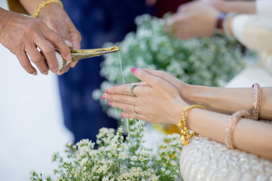 Fotógrafo de bodas Ekapan Pawanti (snapwedd). Foto del 8 de septiembre 2020