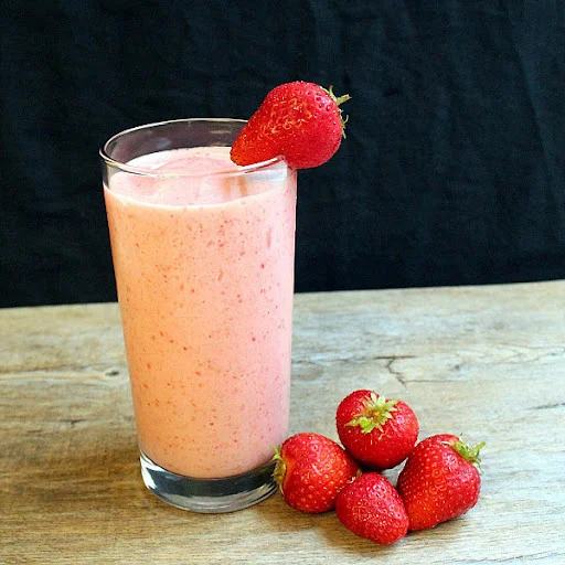 Strawberry Lassi [300ml Pack]